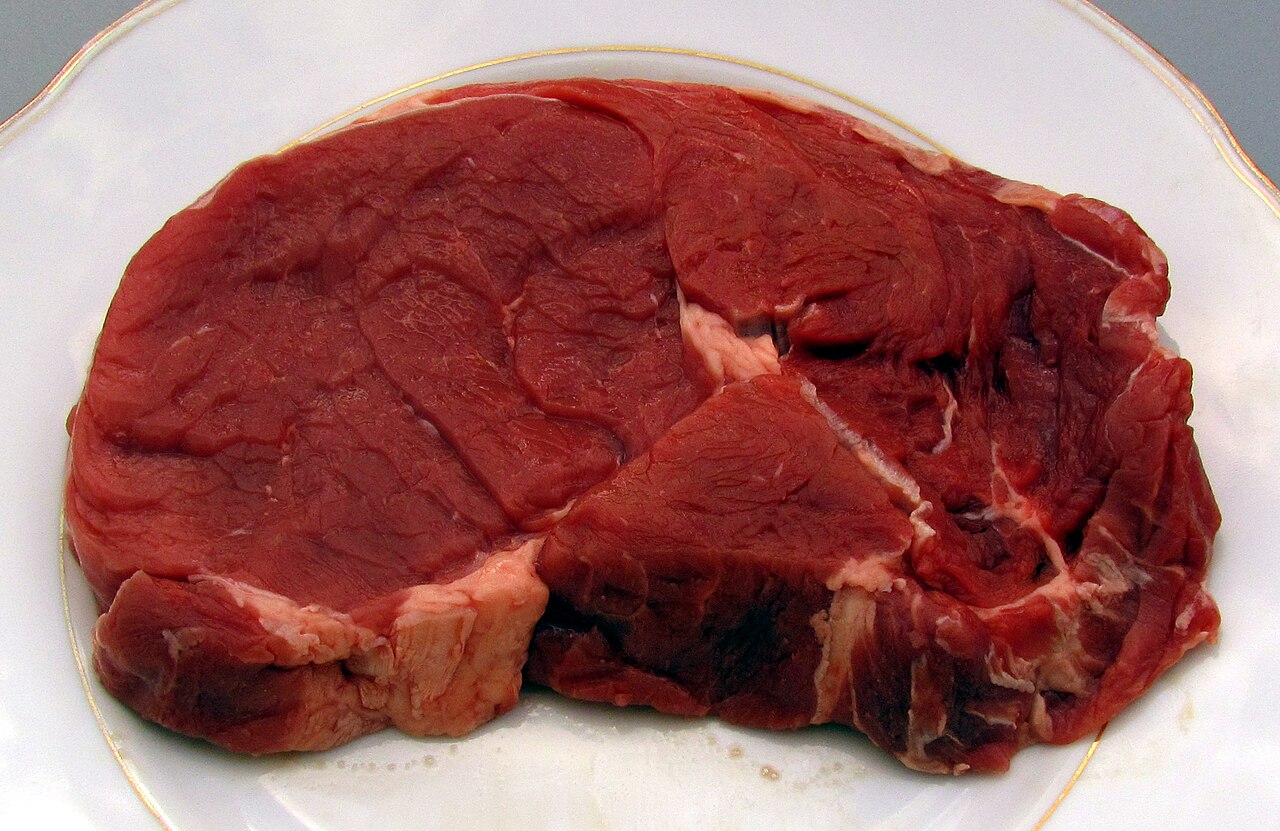 Viande de bœuf — bœuf 100 % français chez le boucher à Abbeville